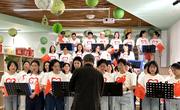 相聚洪泽外国语中学：40名歌友以歌声向祖国告白！